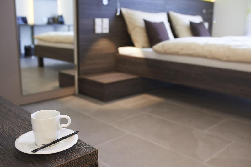 غرفة قياسية فردية, Eee Hotel Traun