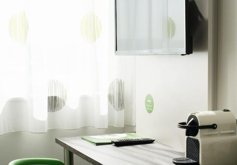 غرفة قياسية فردية, Eee Hotel Traun