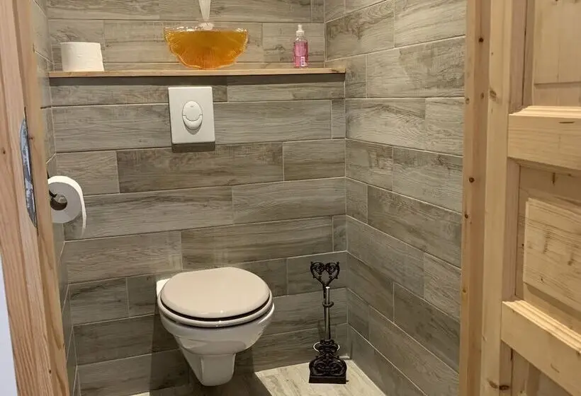 スタンダードルーム, Logis De La Roche  Niort  Chauray