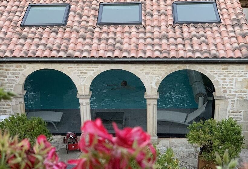 패밀리 룸, Logis De La Roche  Niort  Chauray