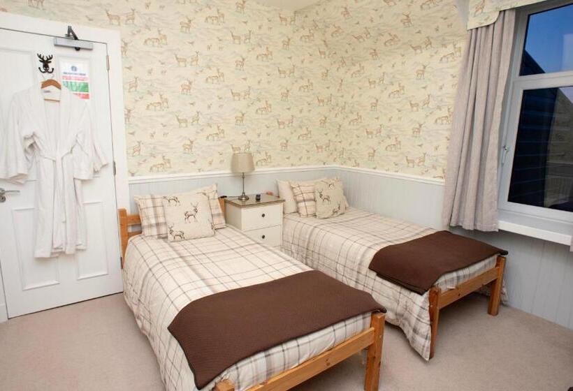 Standard room with outdoor bath, Dunvegan Bed & Breakfast