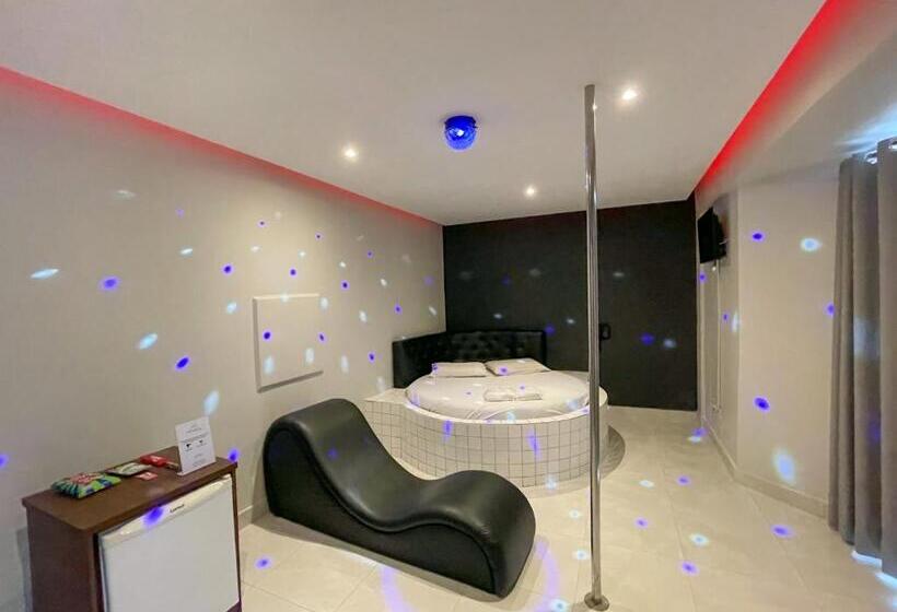 Standart Oda, Motel Gold