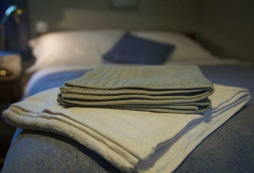 اتاق خانوادگی, Vila Mila Riverside Apartments