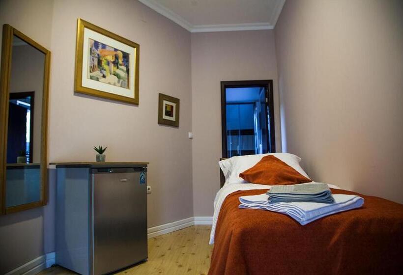 اتاق استاندارد با چشم‌انداز باغ, Vila Mila Riverside Apartments