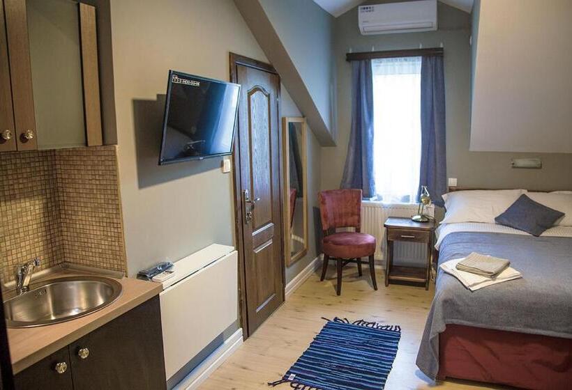 اتاق استاندارد, Vila Mila Riverside Apartments