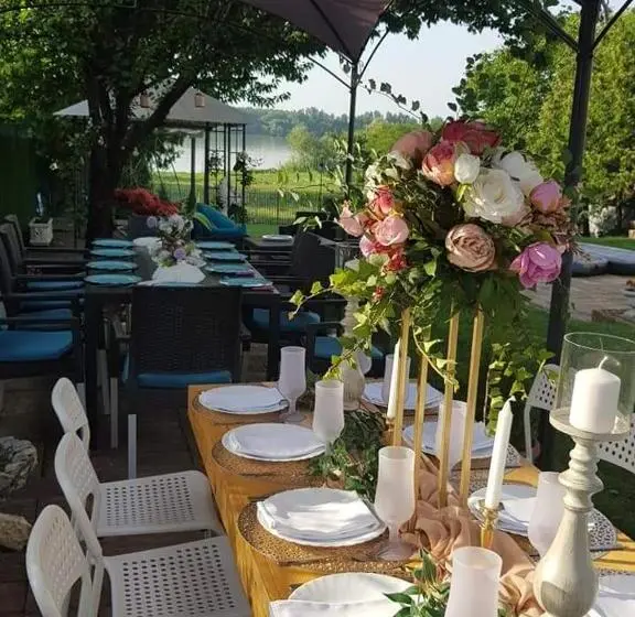اتاق استاندارد, Vila Mila Riverside Apartments