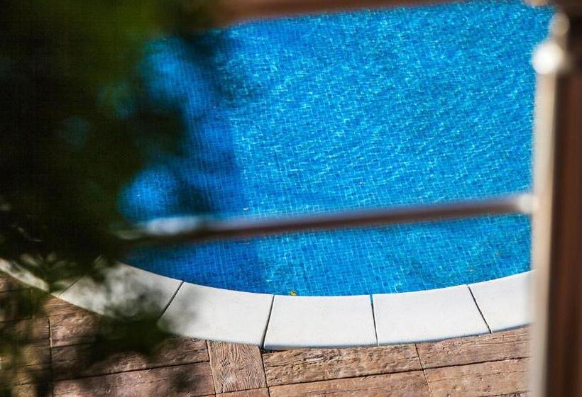 اتاق استاندارد, Vila Mila Riverside Apartments