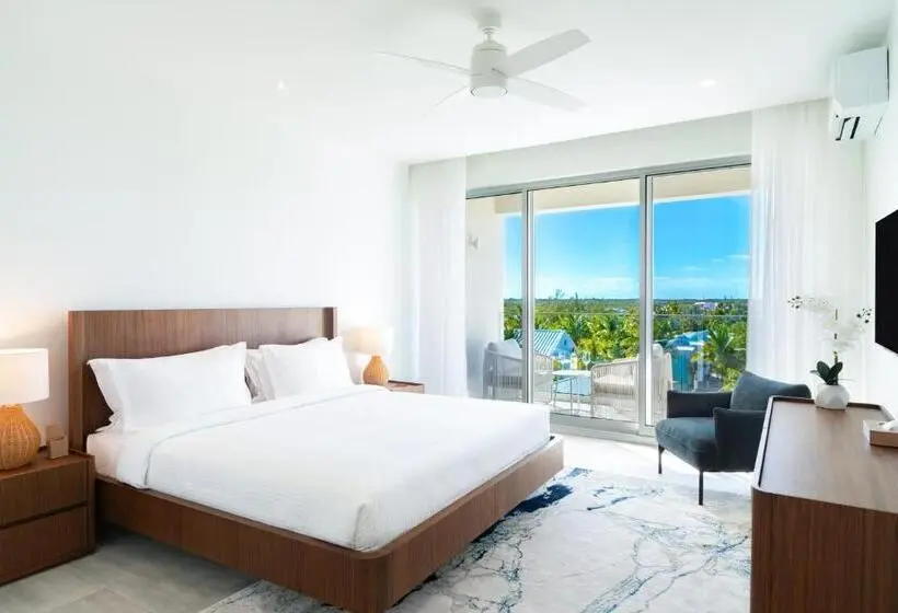 Suite with Terrace, Ellipse Resort Grace Bay