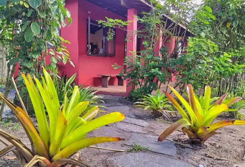 کلبه ییلاقی, Salamandra Guest House