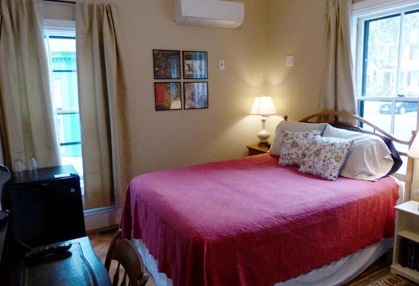 身障者適用スタンダードルーム, Davis Square Inn