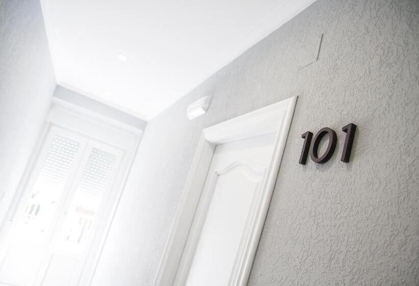 غرفة عائلية, Hospedium Morada Da Moa