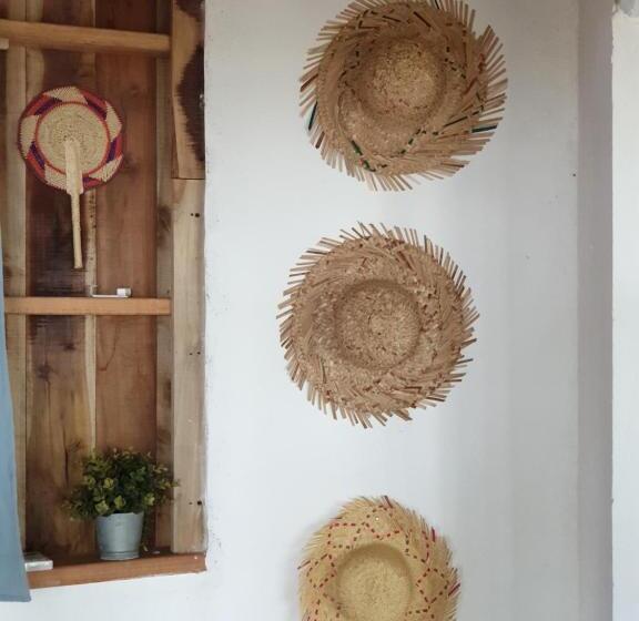 家庭套房, Memo's Beach