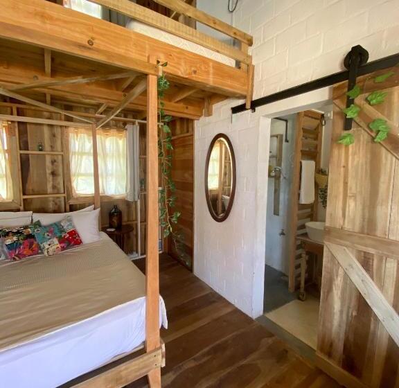 家庭间, Memo's Beach