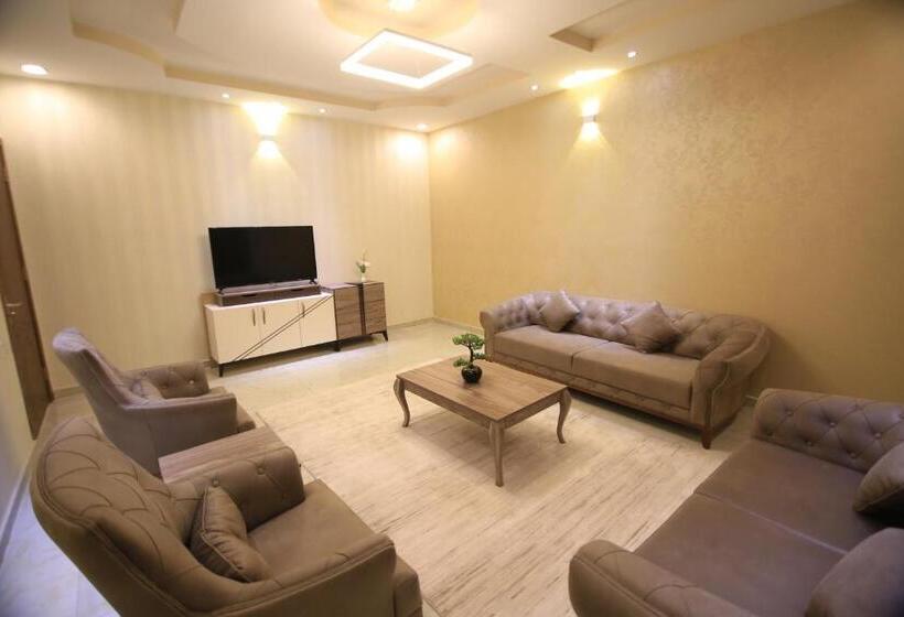 آپارتمان 3 خوابه, Four Seasons Estate