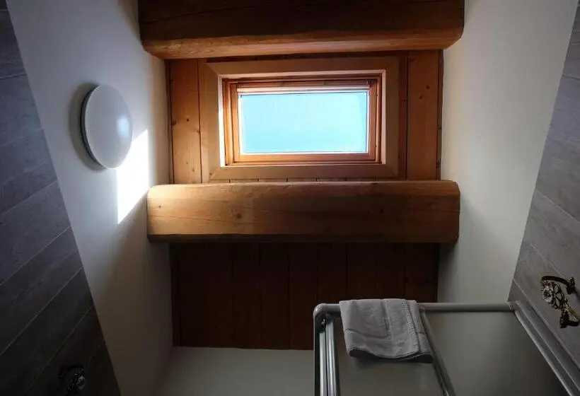 プールビュースイート, Agriturismo Ceriano