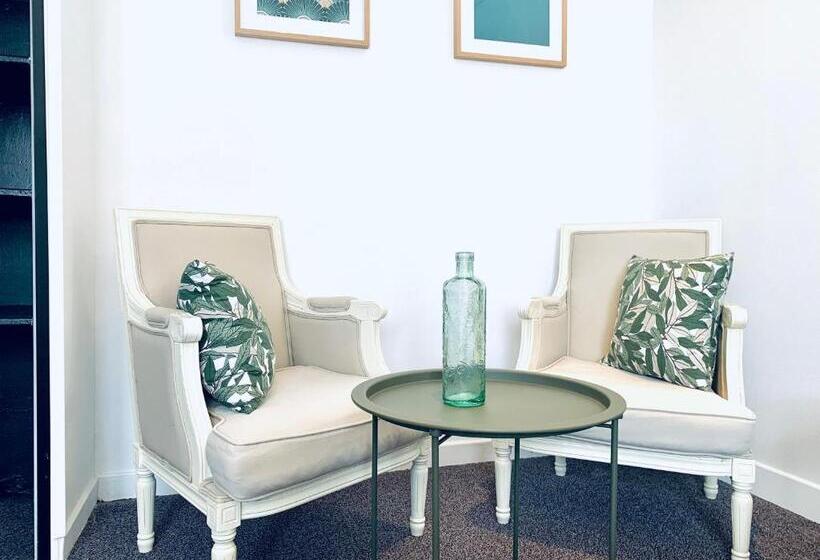 Номер Deluxe с Балконом, Hôtel Gaspard