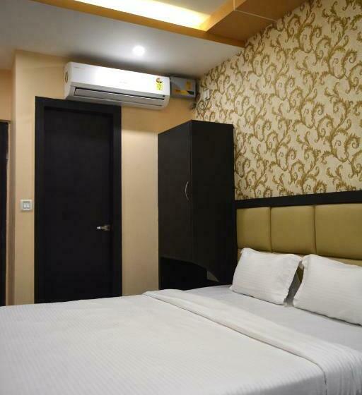 Deluxe Rum, Olive Suites