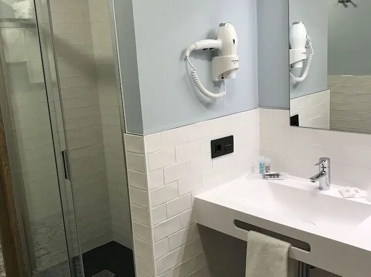 اتاق لوکس چهار تخته, Vistalegre Hotel Spa