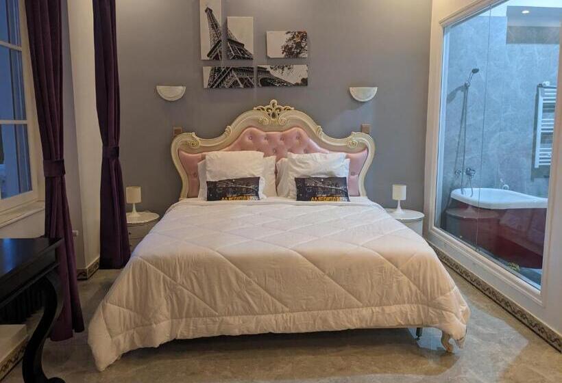 スタンダード４人部屋, Château De La Rocherie