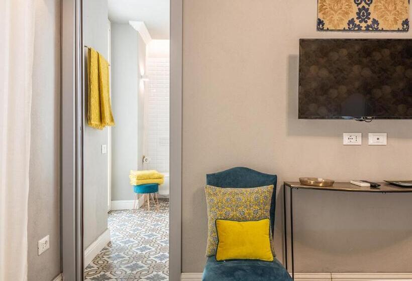 اتاق لوکس, Guest House 73