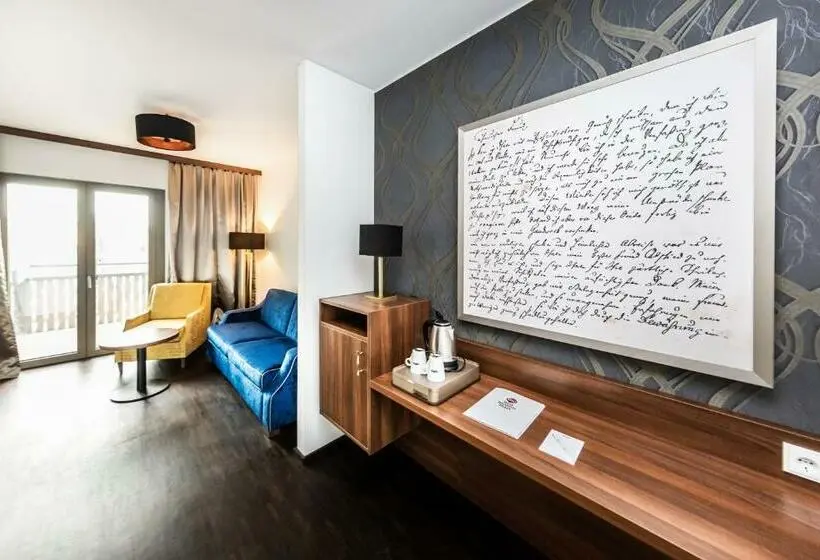 スタンダードスタジオ, Best Western Plus Royal Suites