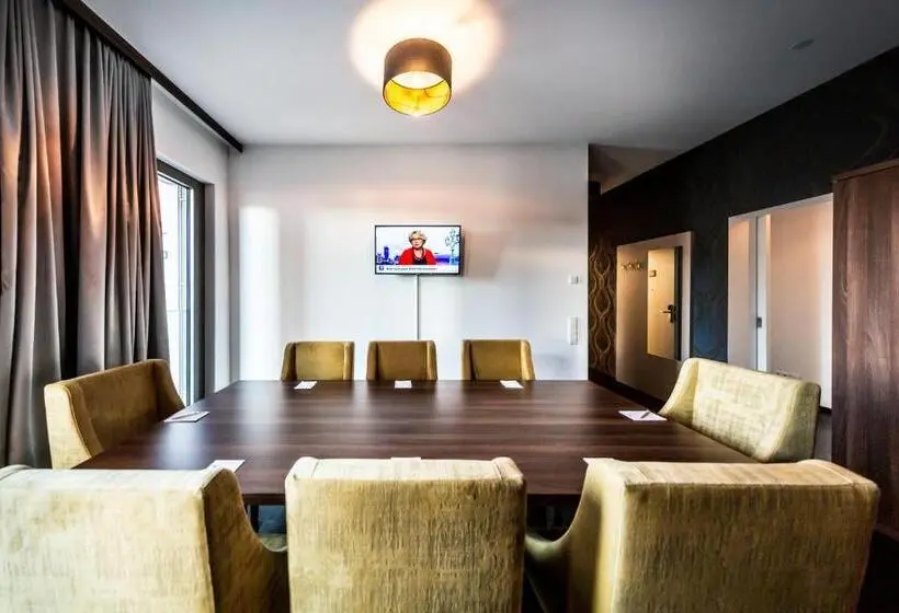 ロイヤルスイート, Best Western Plus Royal Suites