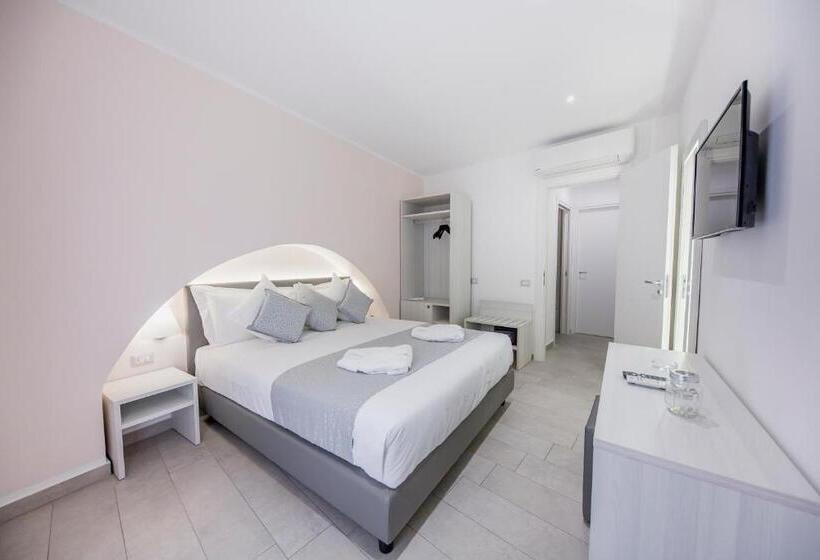 Номер Стандарт с Балконом, Ossuna Bay Hotel Boutique