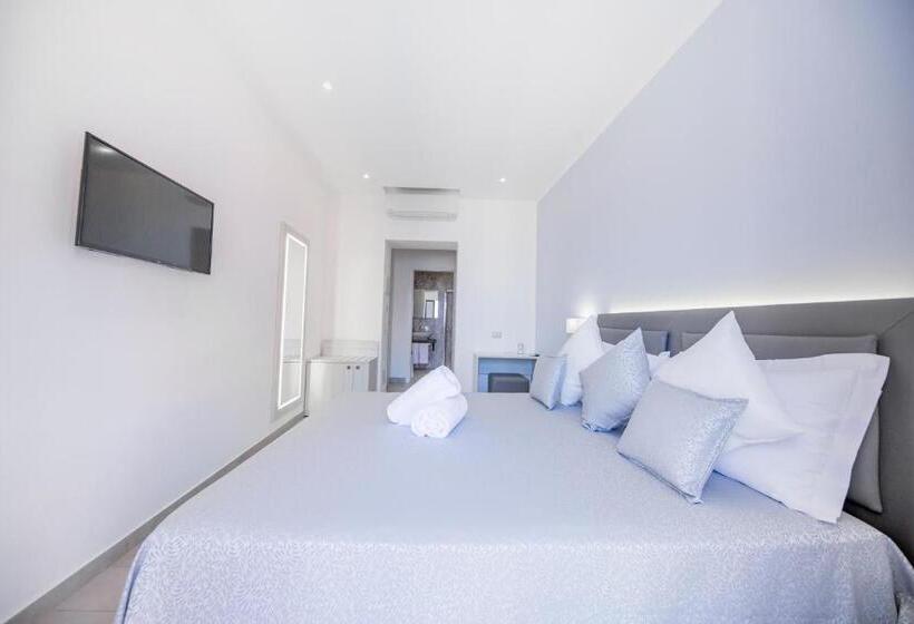 Номер Стандарт с Балконом, Ossuna Bay Hotel Boutique