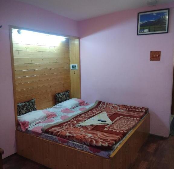 Deluxe Room, Jannat