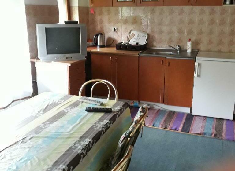 اتاق لوکس, Hm   Konak