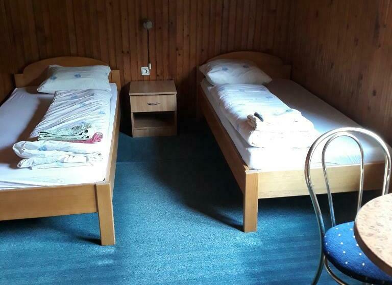 اتاق لوکس, Hm   Konak