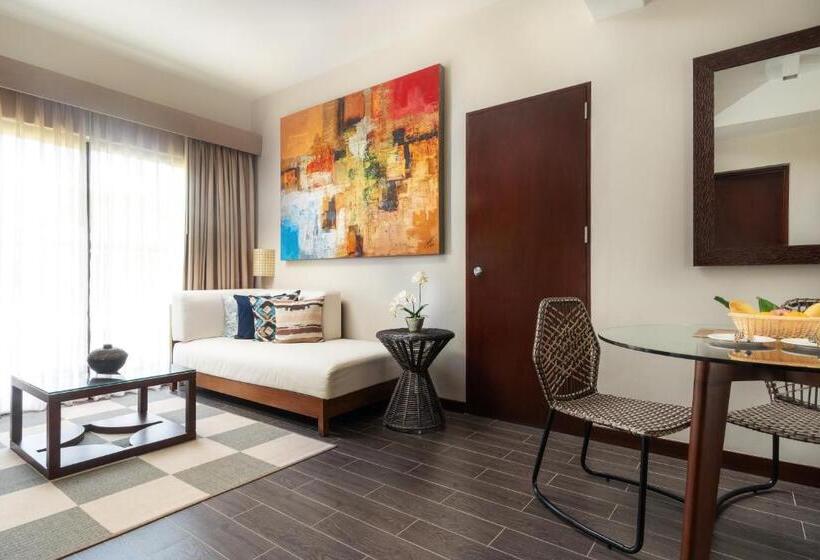 سوئیت پریمیوم, Bacau Bay Resort Coron