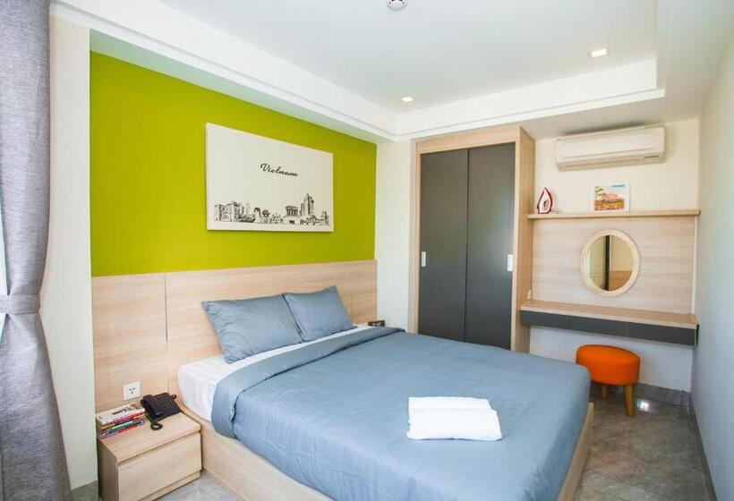 سوییت جونیور, Moonlight Bay Hotel & Apartment