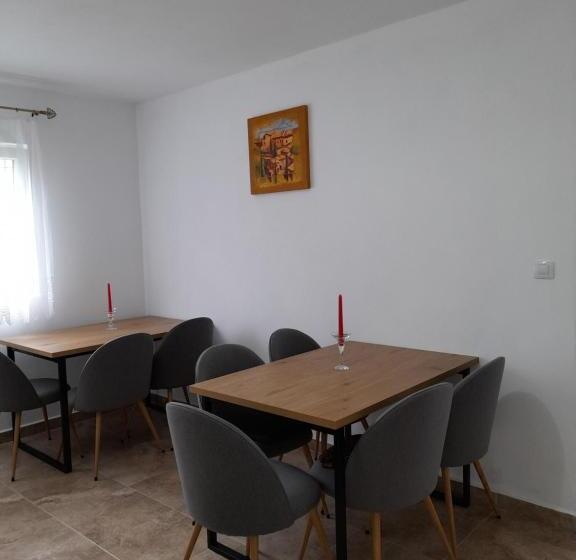 اتاق استاندارد, Vila Miorita