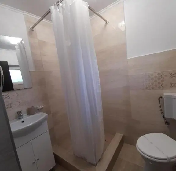 デラックスルーム, Vila Miorita