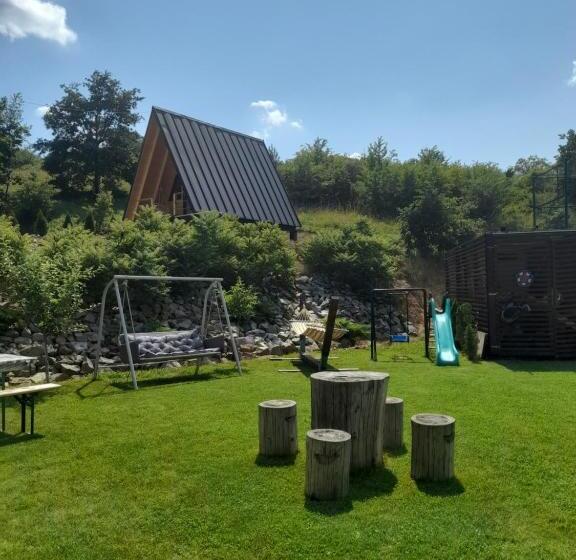 بانگلوی استاندارد, Vila Miorita