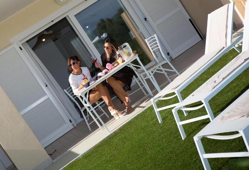 Апартаменты Deluxe 1 Спальня, Residence Mar Mediterraneo