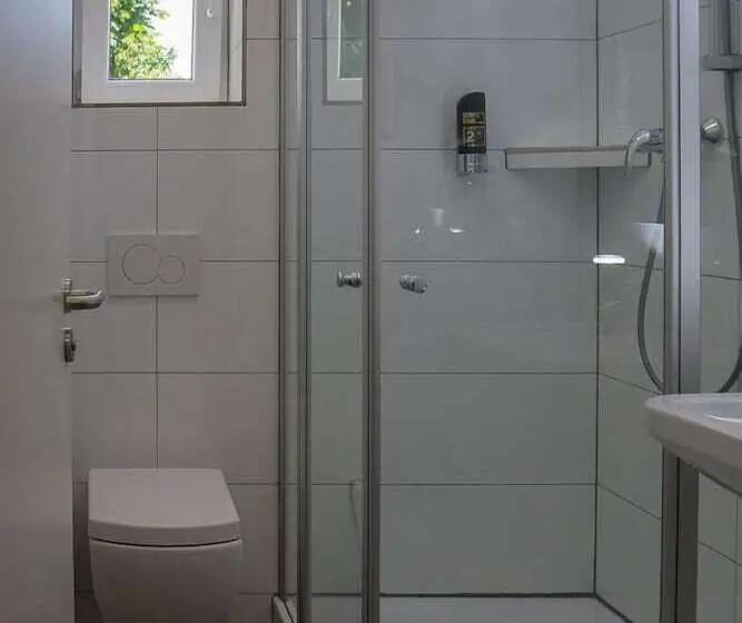 Chambre Confort Individuelle, Dea