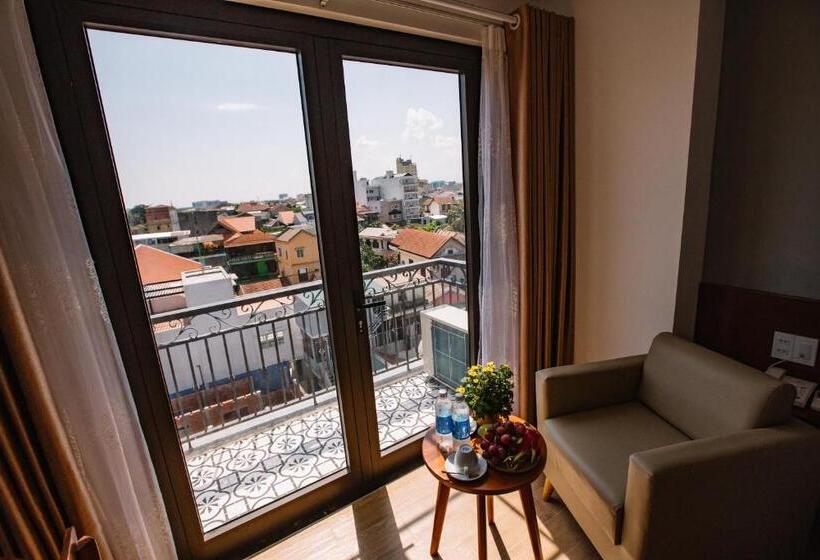 اتاق لوکس خانوادگی, Gardenia Hue