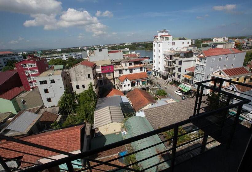 اتاق سوپریور با چشمانداز شهر, Gardenia Hue