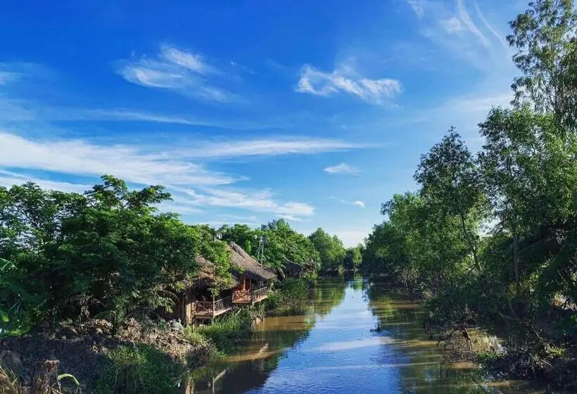 بانگلوی لوکس, Hometravel Mekong Can Tho