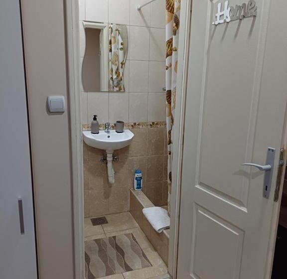 اتاق استاندارد, Sobe Sanja