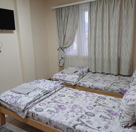 اتاق استاندارد با سرویس بهداشتی مشترک, Sobe Sanja