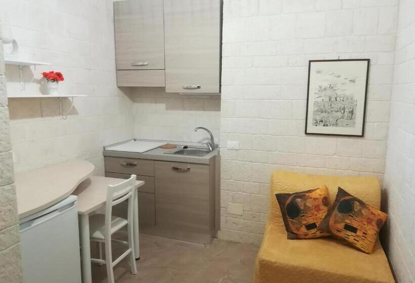 スーペリアスタジオ, Dimora Della Nonna