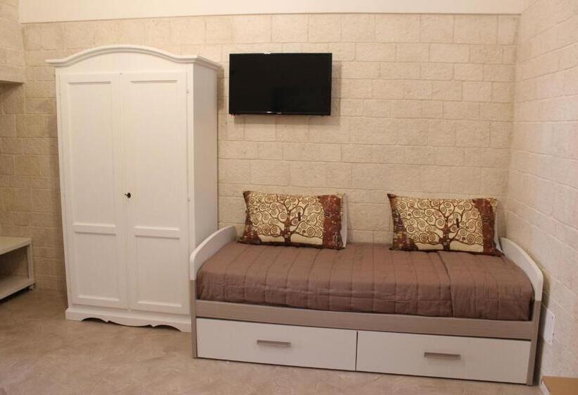 スーペリアスタジオ, Dimora Della Nonna