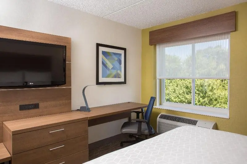 スタンダードルーム, Holiday Inn Express Chelmsford, An Ihg
