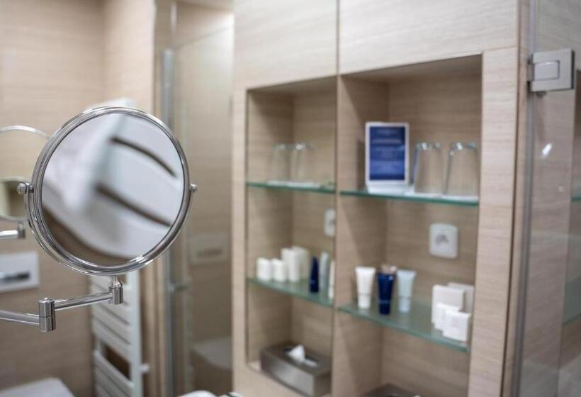 スタンダードルーム, Hraniční Zámeček