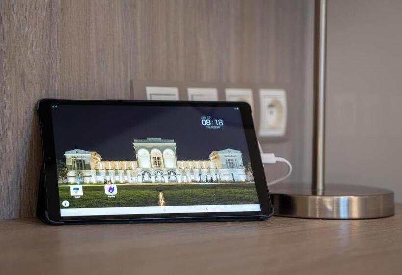 スーペリアースイート, Hraniční Zámeček