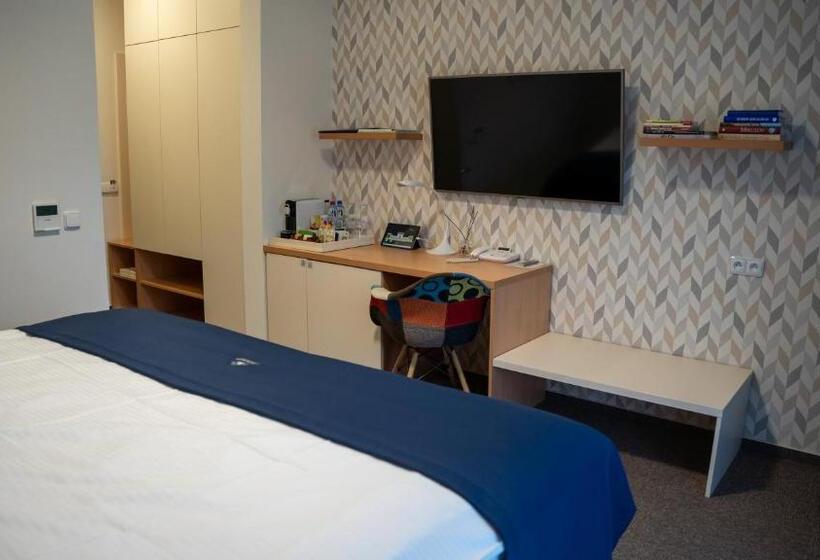 身障者適用スタンダードルーム, Hraniční Zámeček