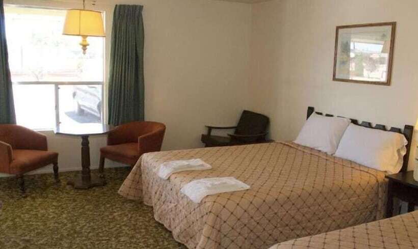 غرفة ديلوكس, 66 Motel